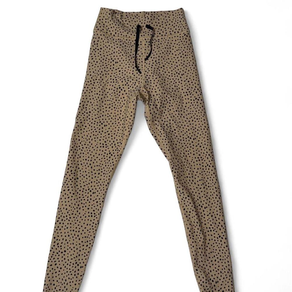 White Fox Boutique x Sarah’s Day | SD X WFA Speckled Leggings Small